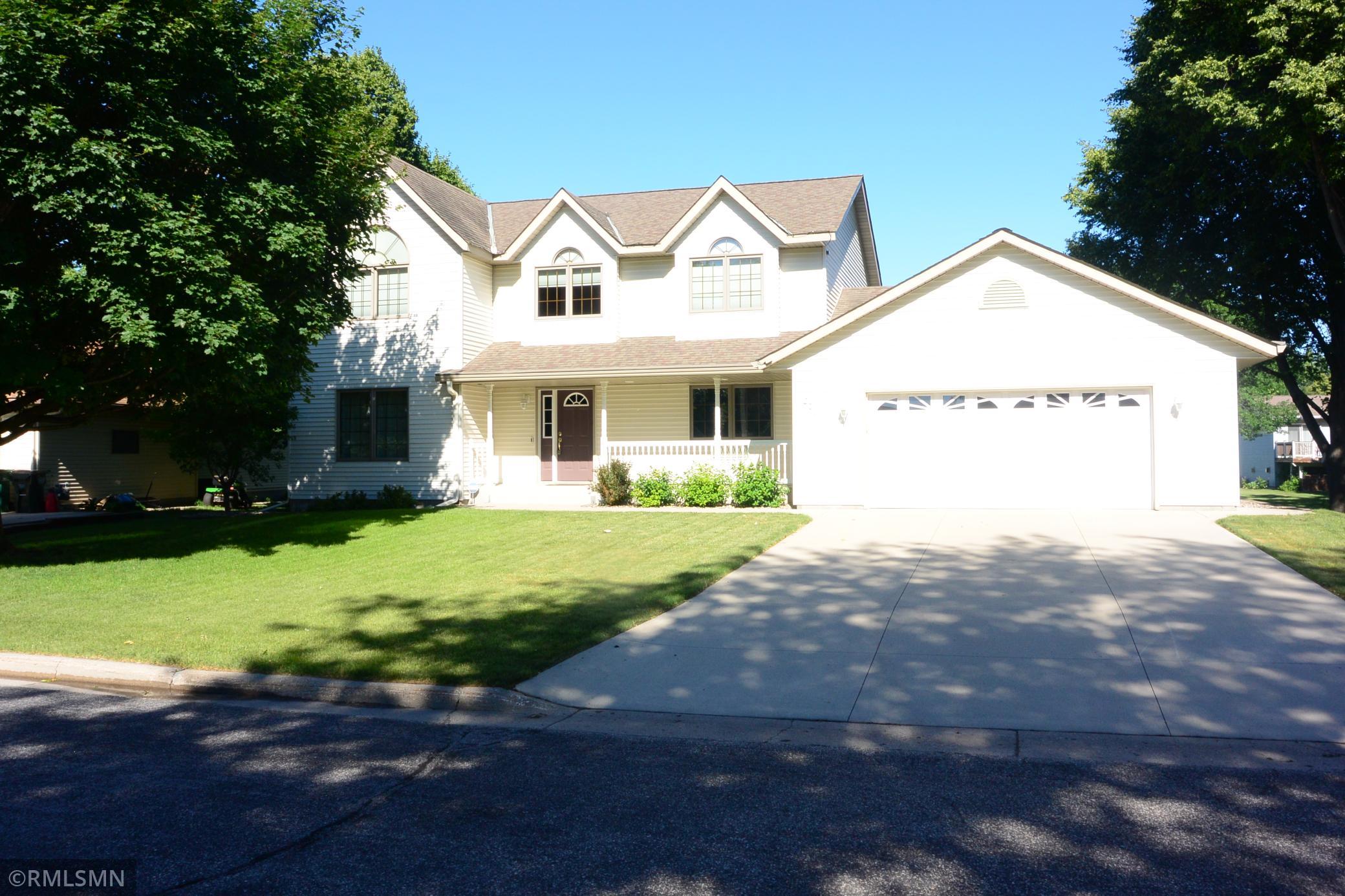 201 Douglas Drive Property Photo 1