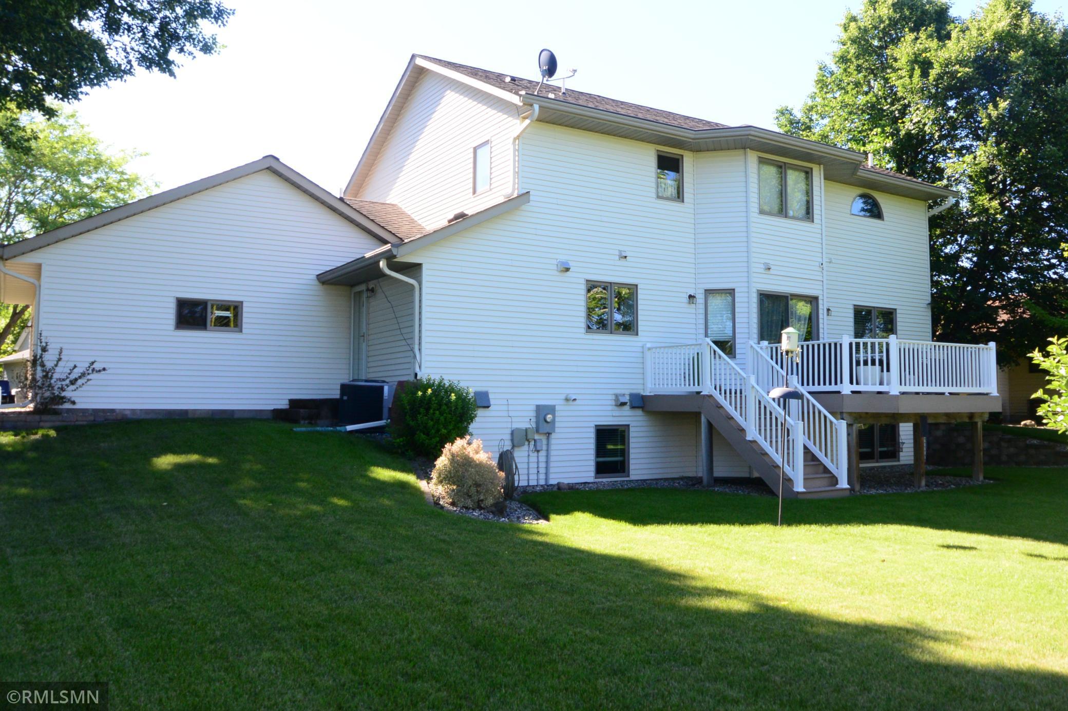 201 Douglas Drive Property Photo 2