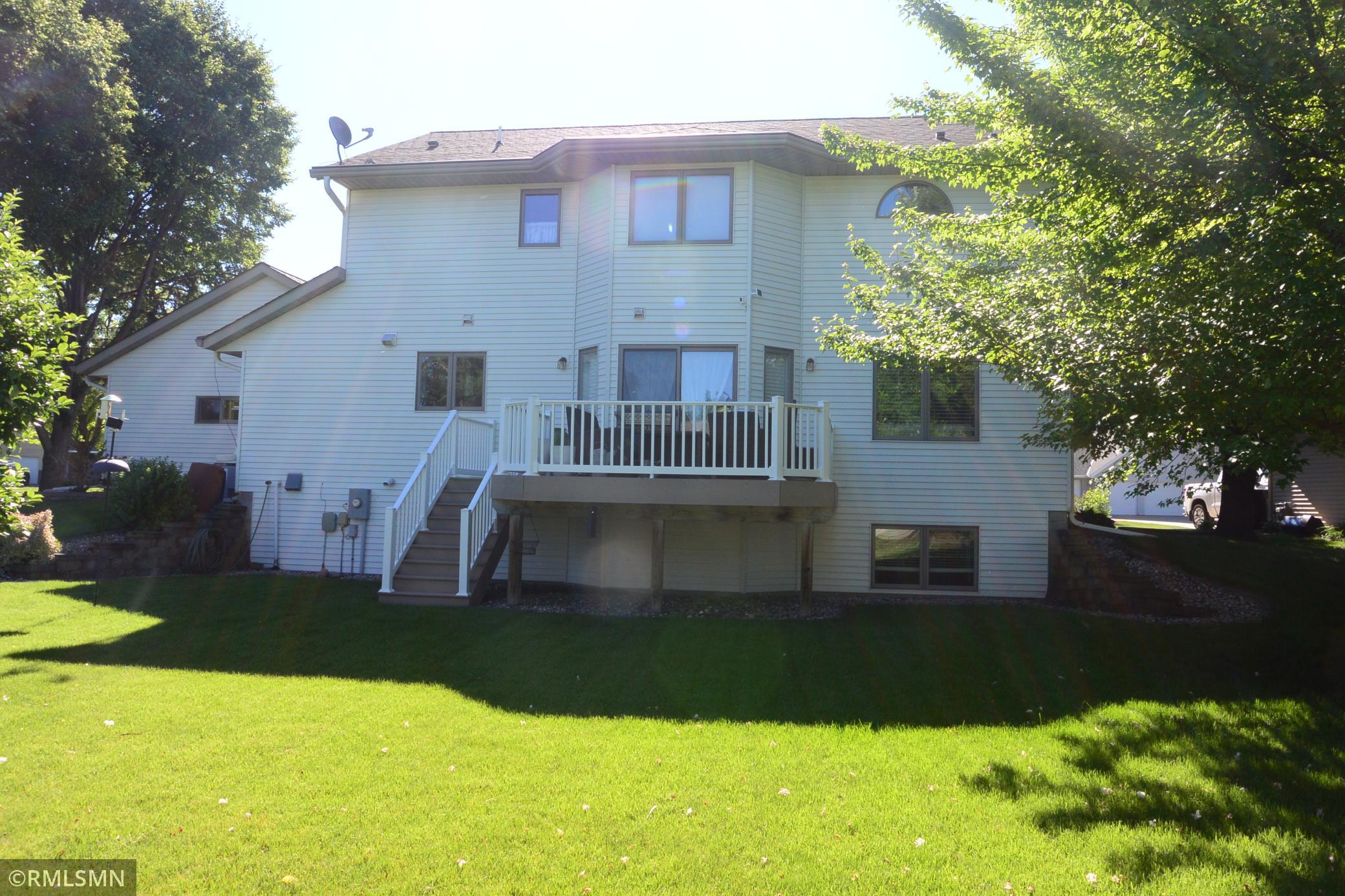 201 Douglas Drive Property Photo 3