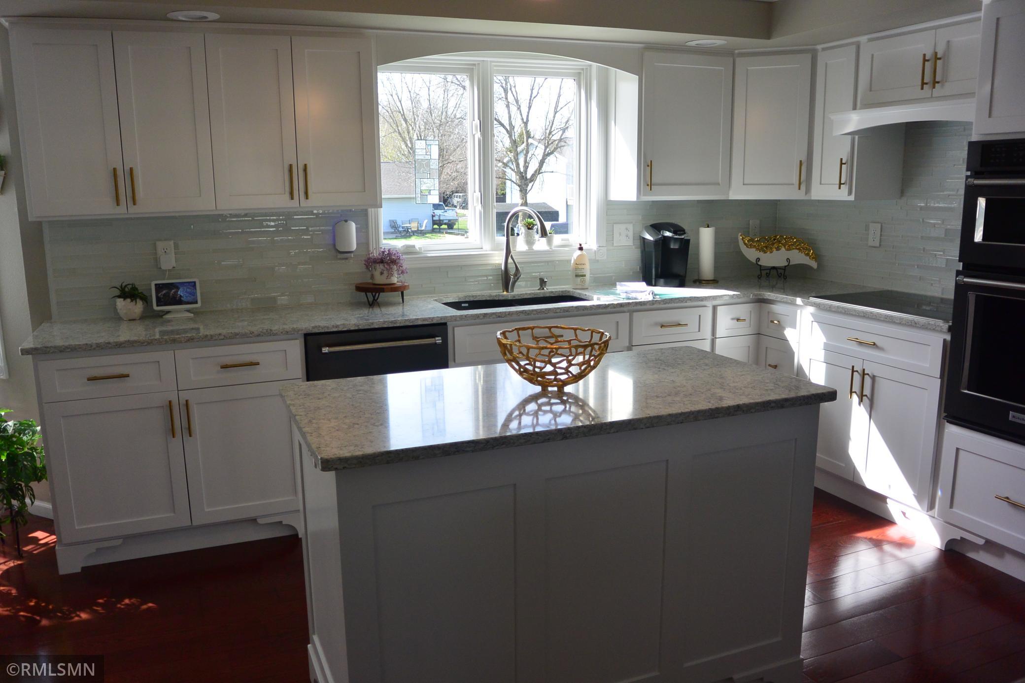 201 Douglas Drive Property Photo 11