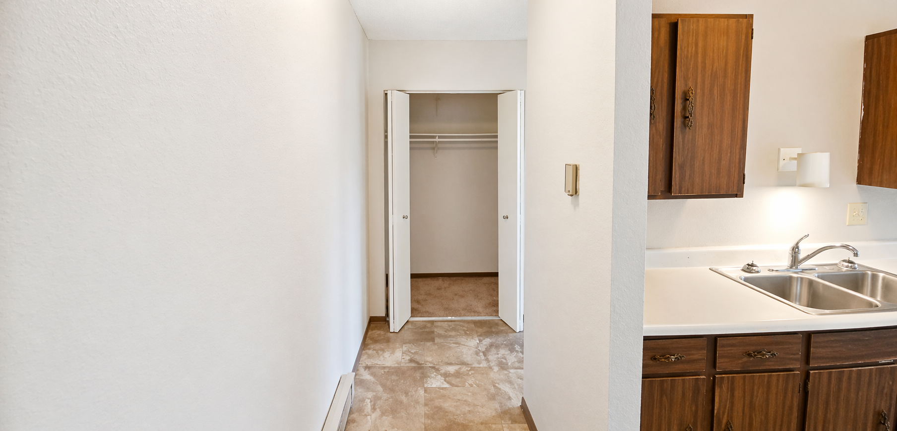 320 1st Street #4 Property Photo 7
