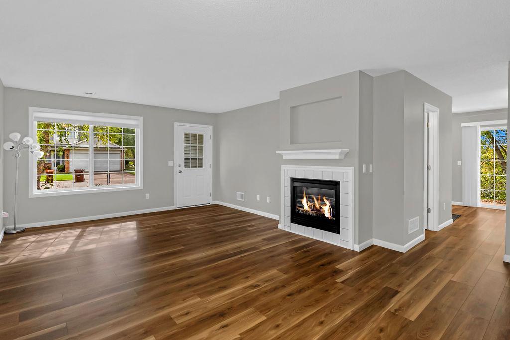 2024 Gresham Avenue N Property Photo 5