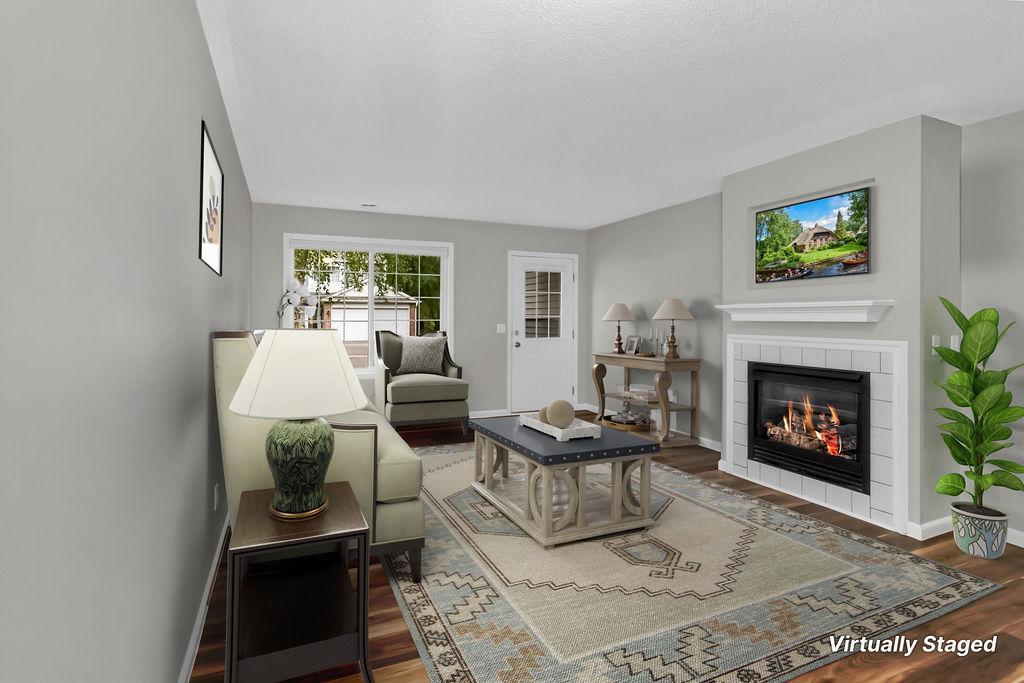 2024 Gresham Avenue N Property Photo 8
