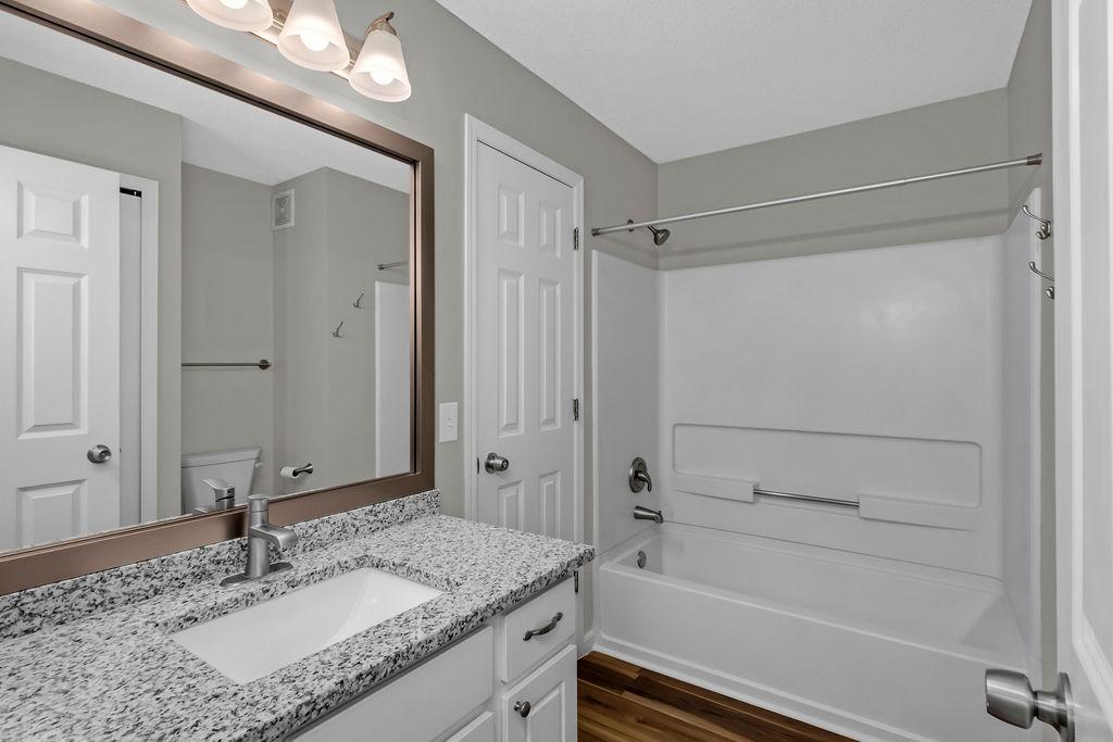 2024 Gresham Avenue N Property Photo 19