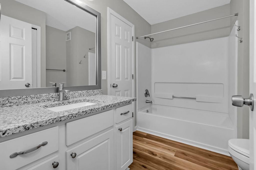2024 Gresham Avenue N Property Photo 20
