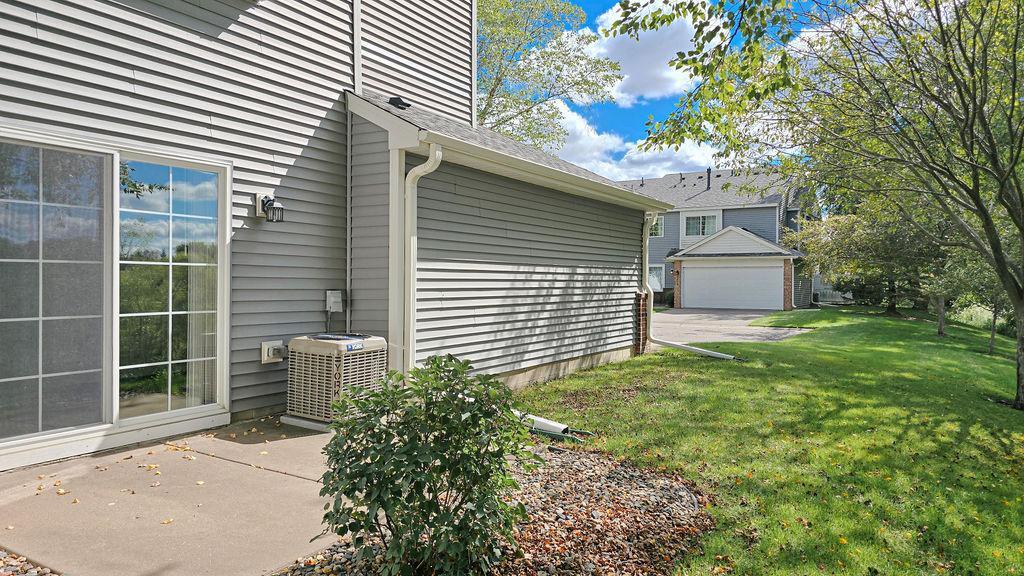 2024 Gresham Avenue N Property Photo 21