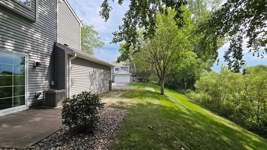 2024 Gresham Avenue N Property Photo 26