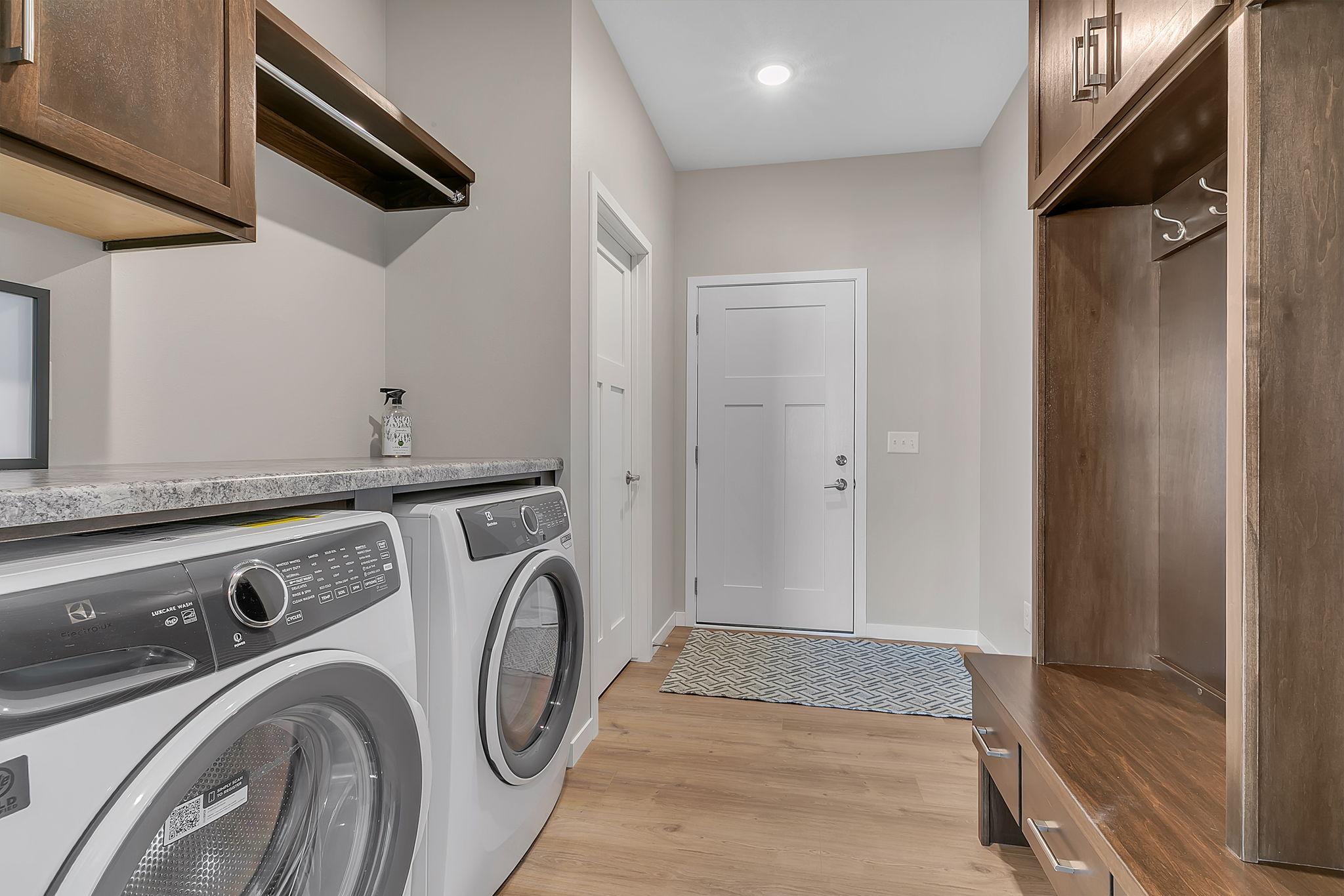 3085 Nottingham Road S Property Photo 14