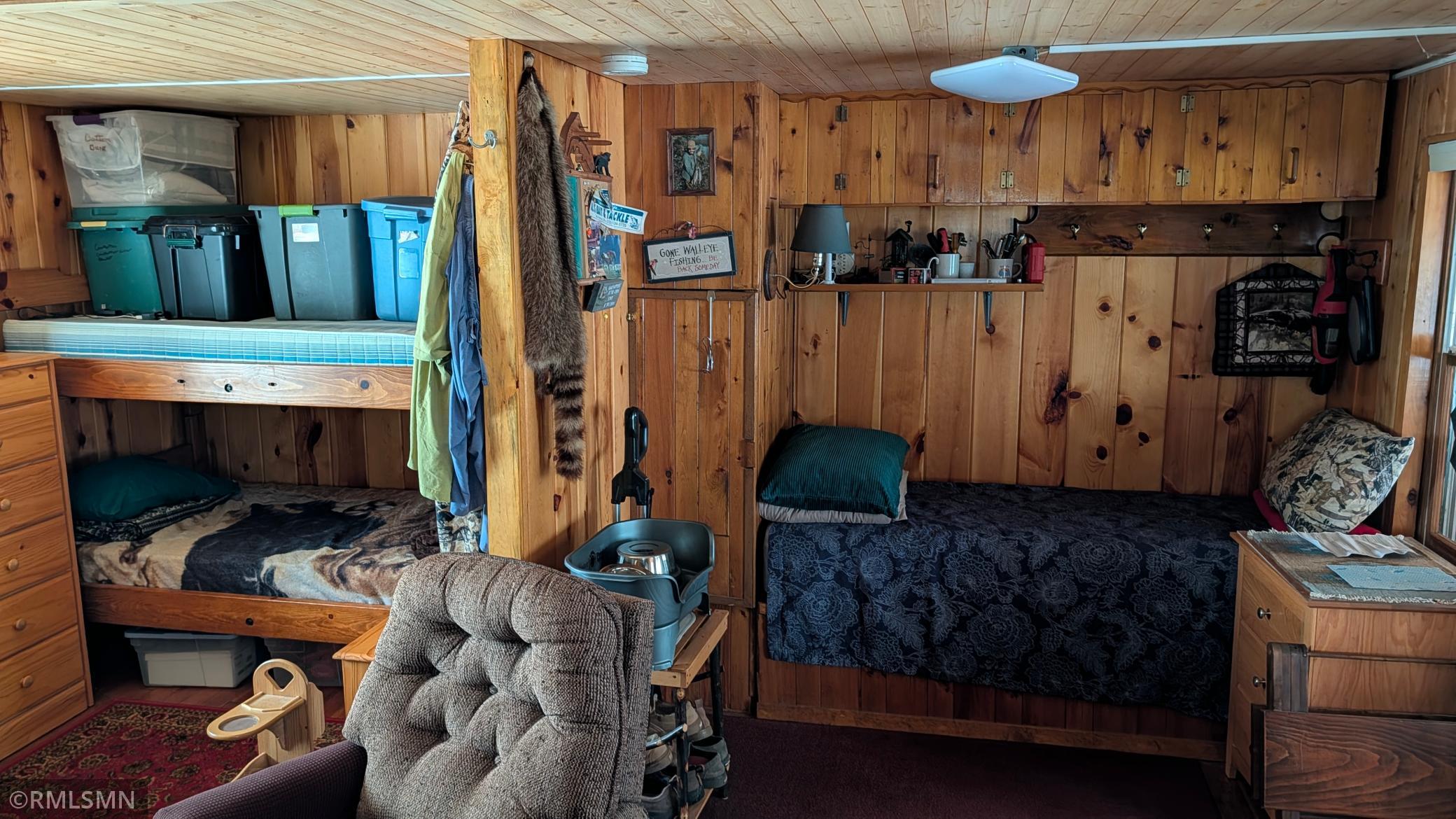 7055231 Property Photo 13