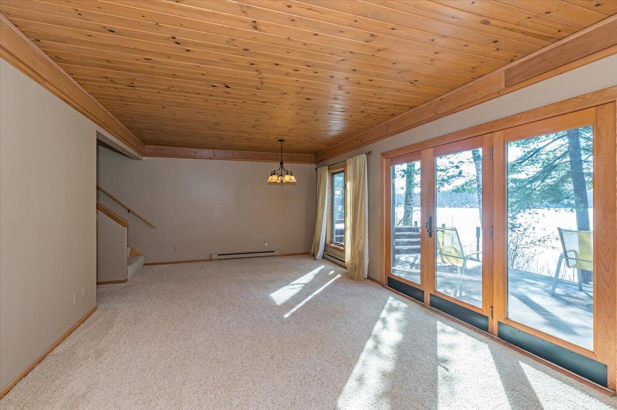 8305 S Summer Road Property Photo 15
