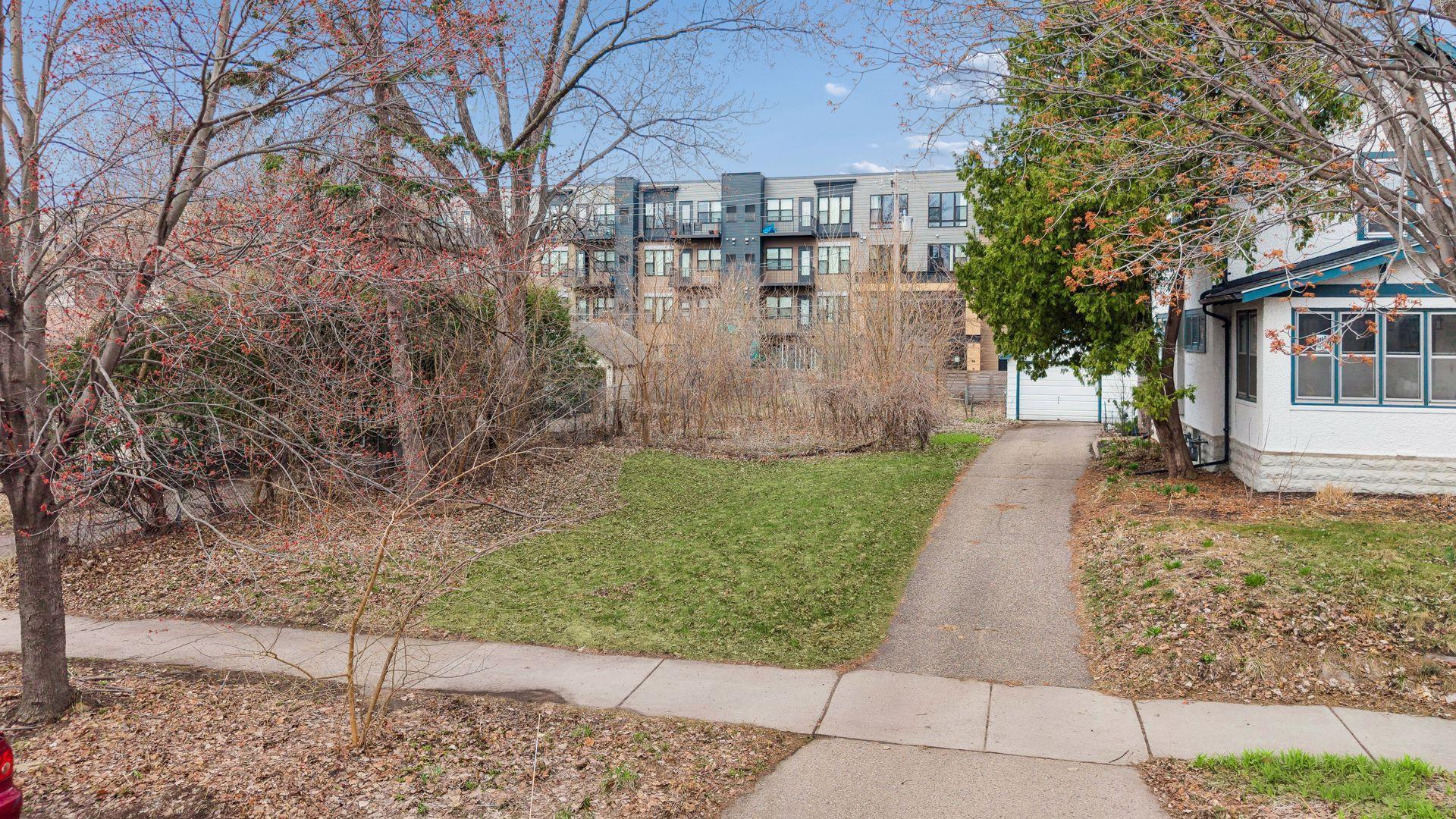 751 Curfew Street Property Photo 1