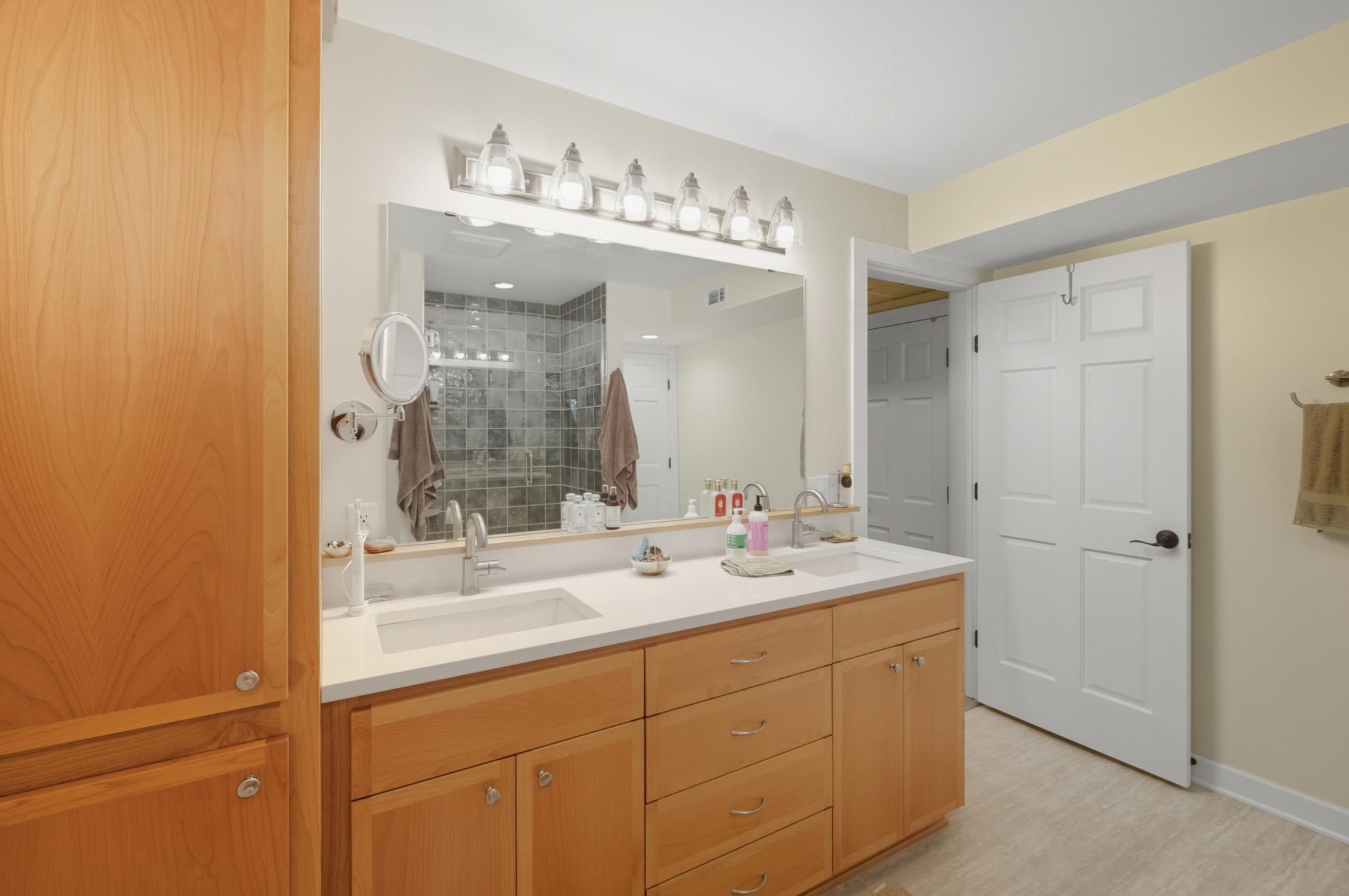 2870 218th Street Property Photo 15