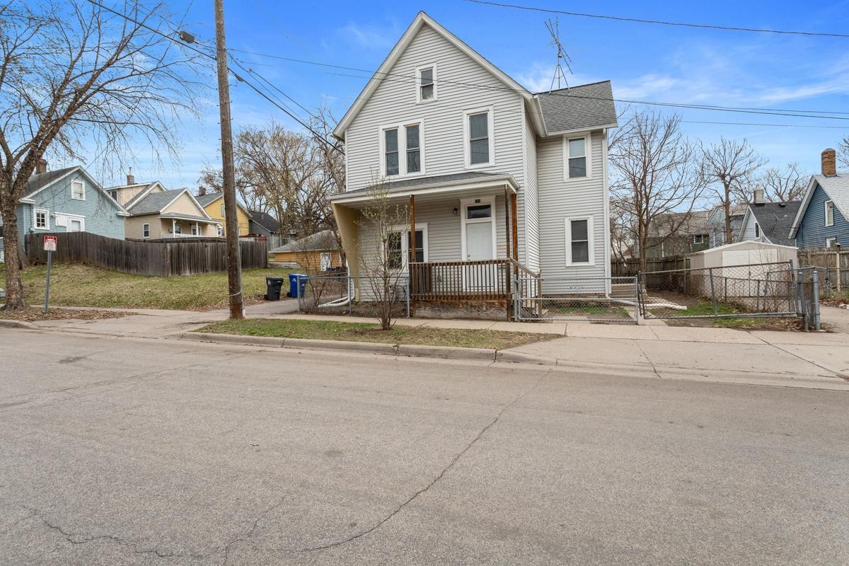 792 Duluth Street Property Photo 1