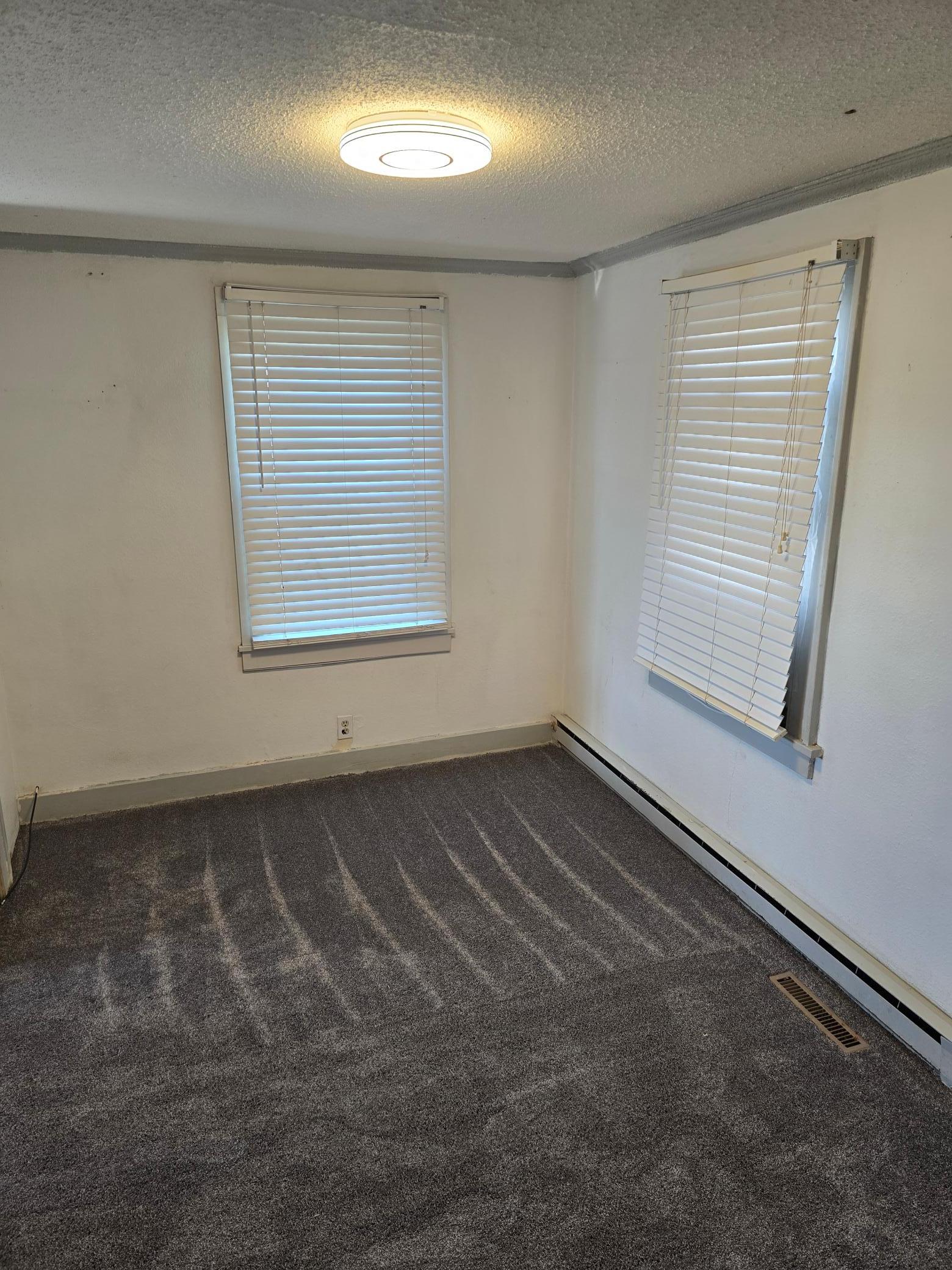 14 3rd Street E Property Photo 7