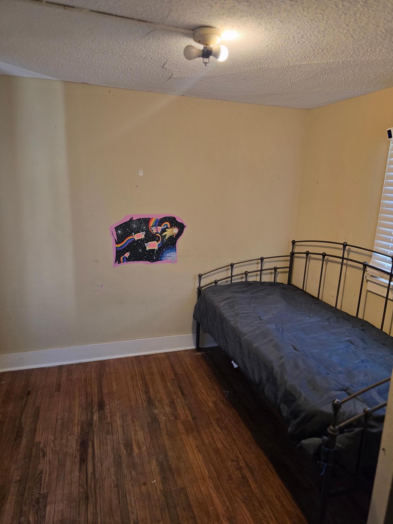 14 3rd Street E Property Photo 8