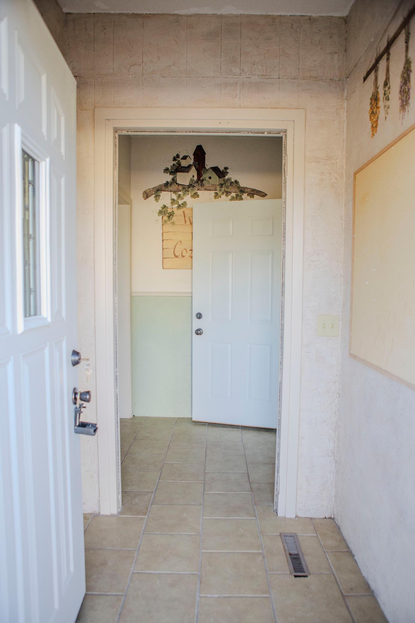 118 E Main Street Property Photo 5