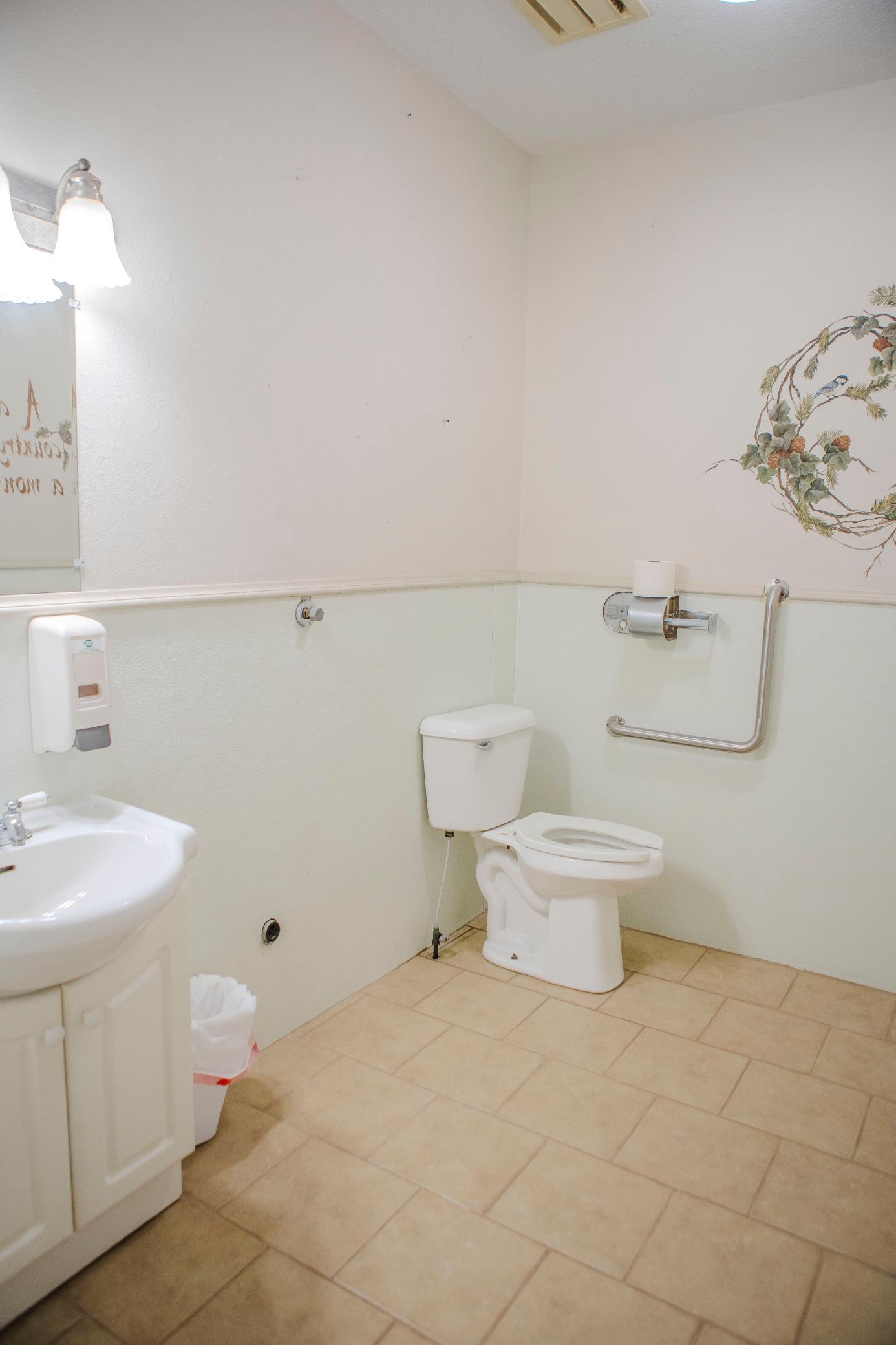 118 E Main Street Property Photo 23