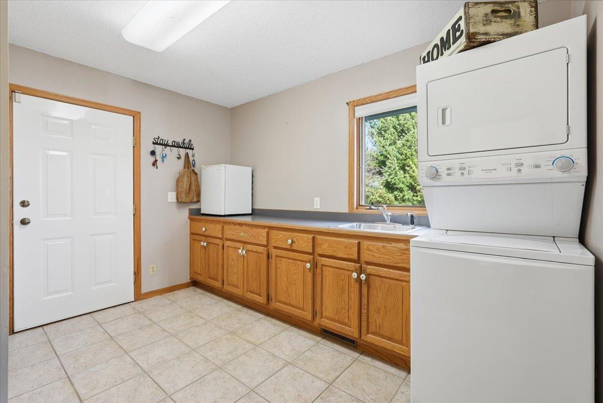 4179 Green Trail Property Photo 15