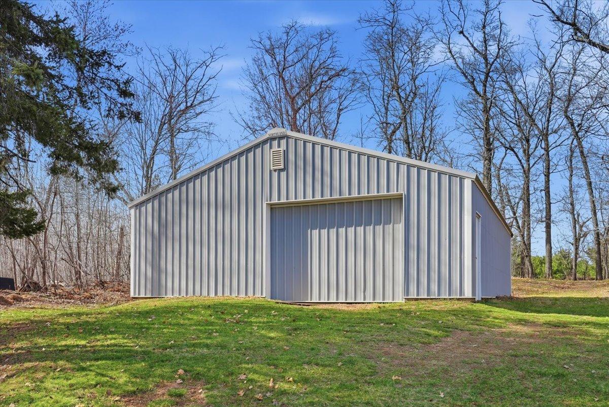 4179 Green Trail Property Photo 26