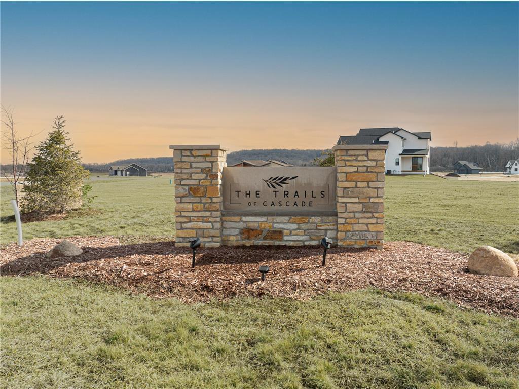 1454 Skyview Circle NW Property Photo 1