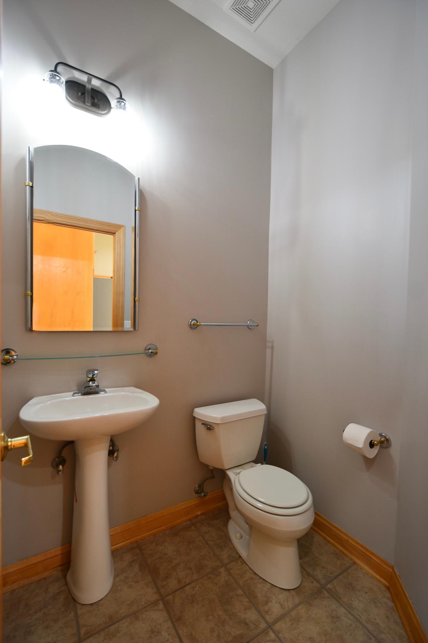 7000 Halifax Lane Nw Property Photo 15