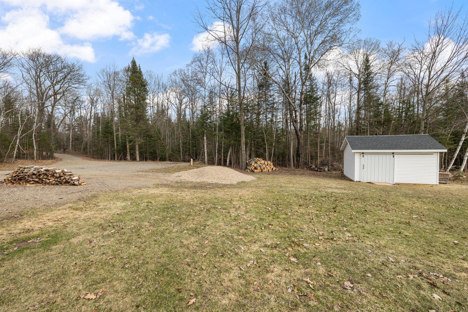19555 County Road 452 Property Photo 8