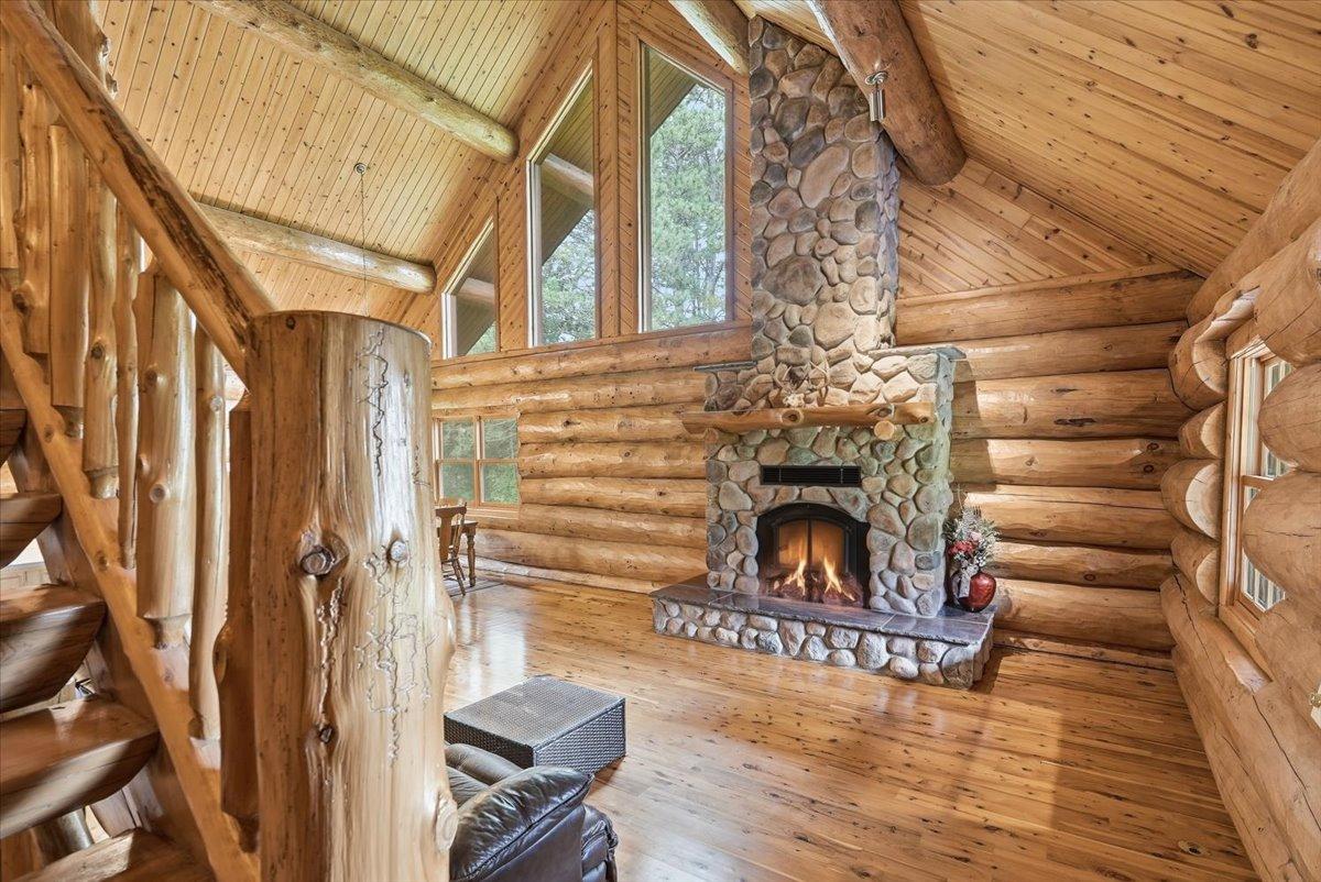 6483 State Highway 95 Property Photo 13