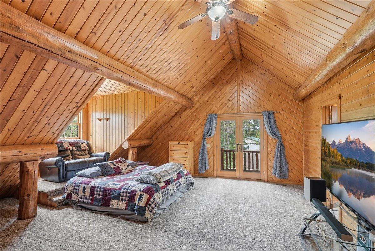 6483 State Highway 95 Property Photo 15