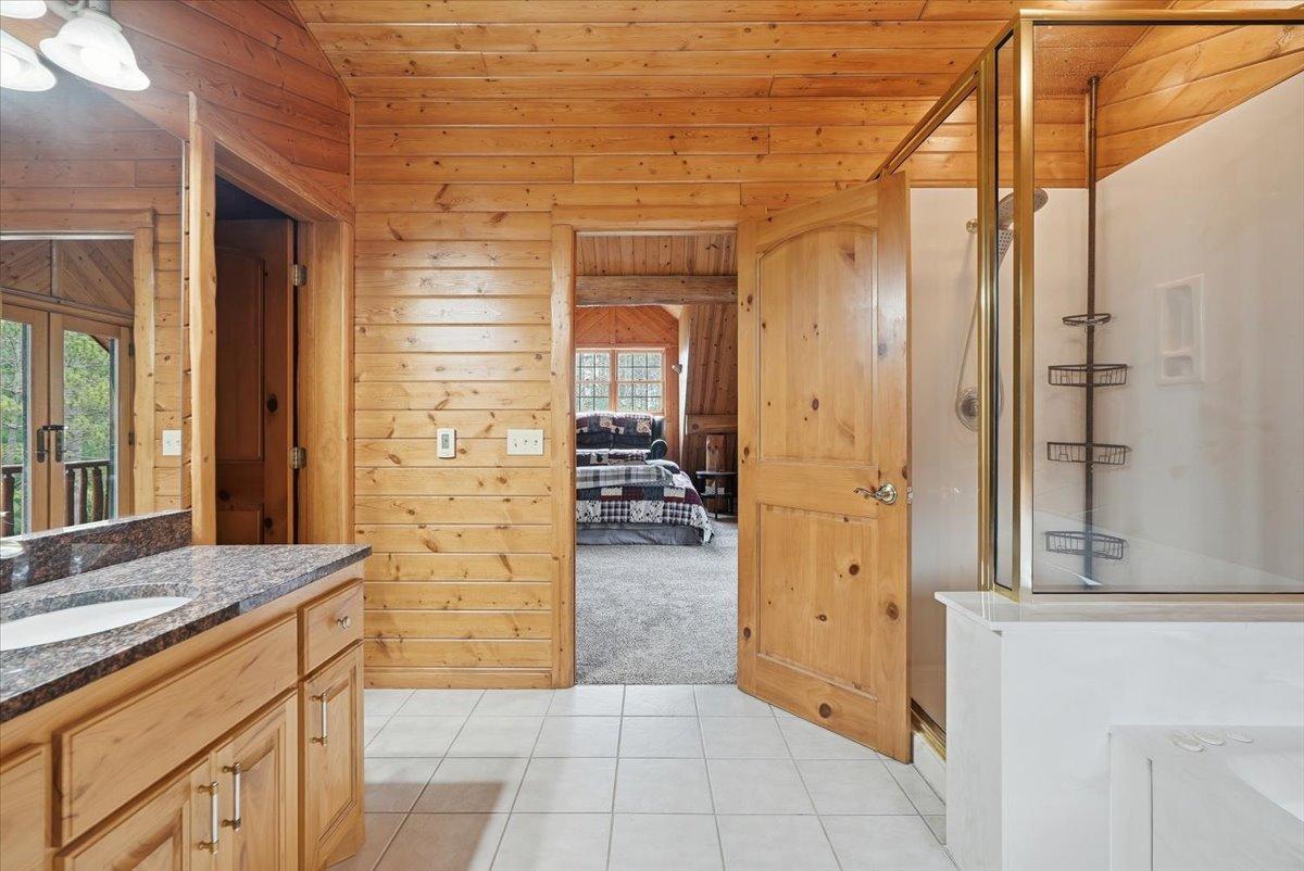 6483 State Highway 95 Property Photo 18