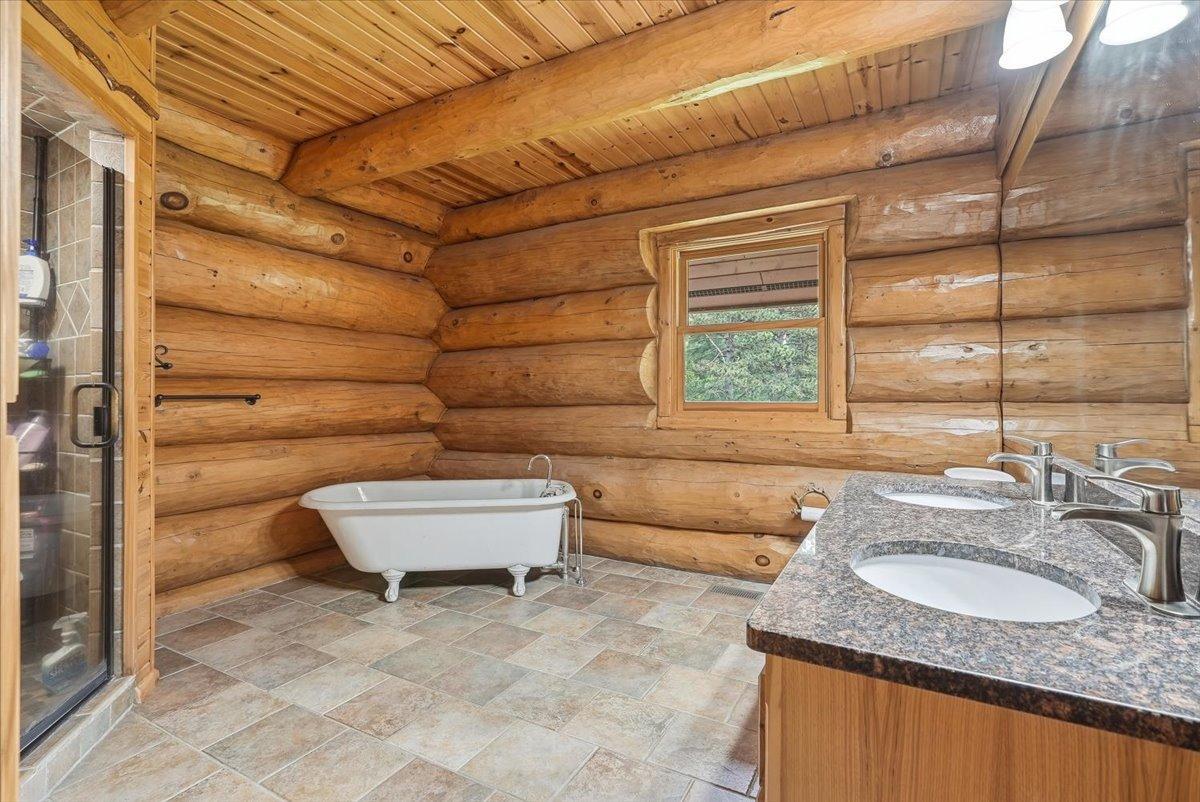 6483 State Highway 95 Property Photo 22