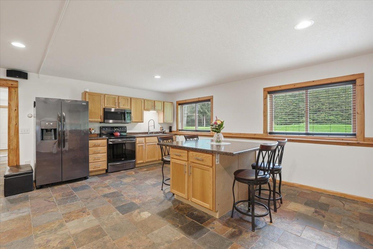 6483 State Highway 95 Property Photo 27