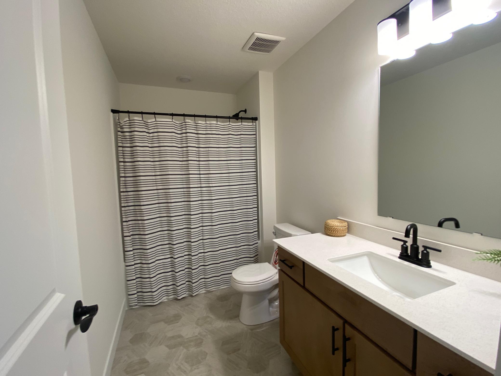 13784 Hollybrook Circle Property Photo 13