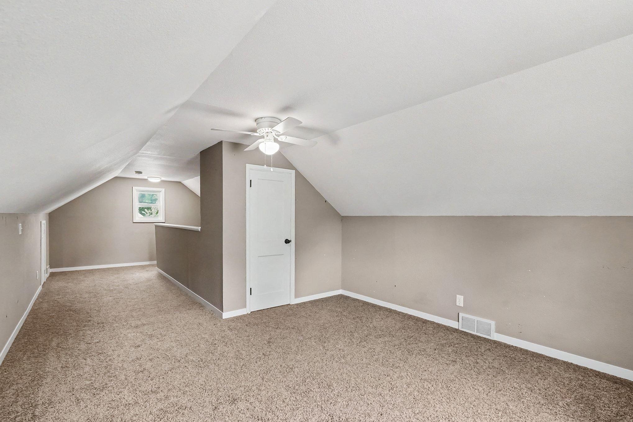 1257 Parallel Street Property Photo 13