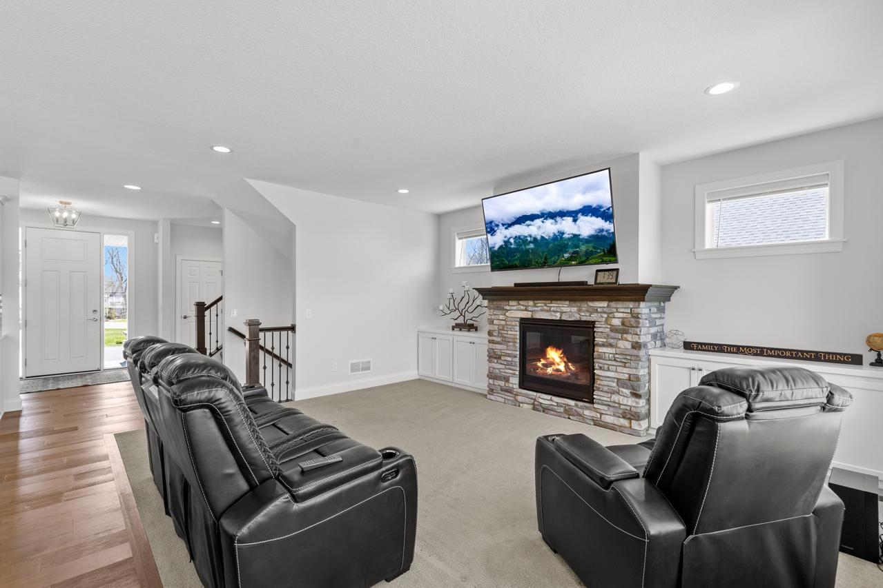 16860 Valley Road Property Photo 12