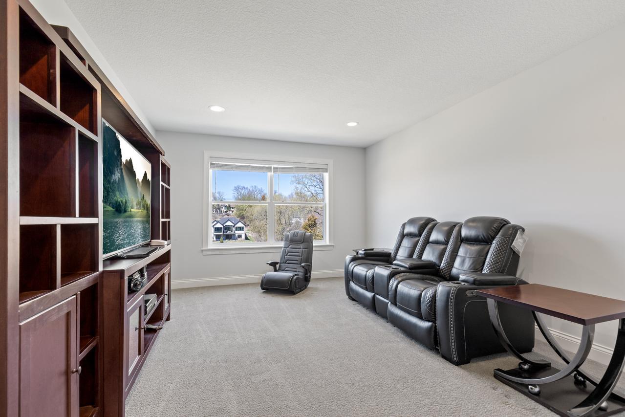 16860 Valley Road Property Photo 28