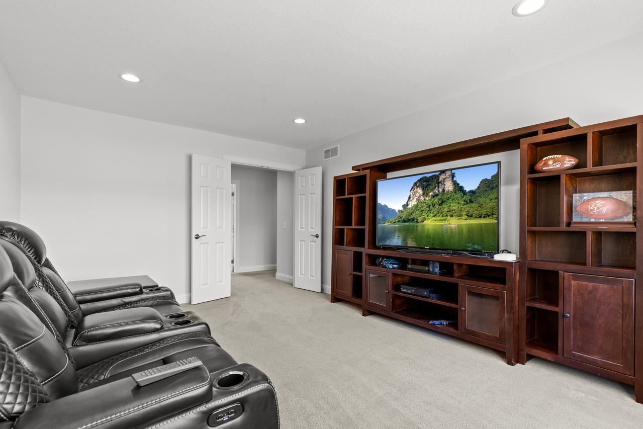 16860 Valley Road Property Photo 29
