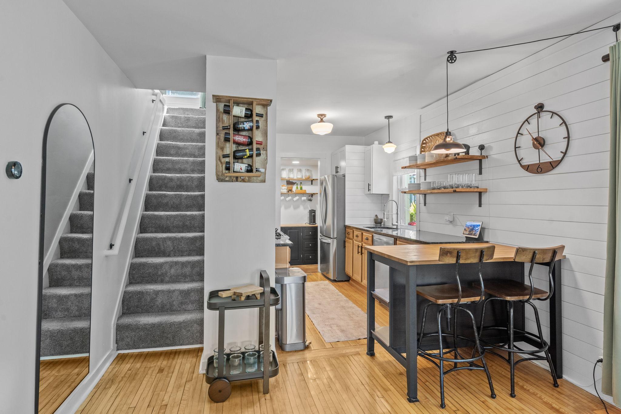 1828 Eustis Street Property Photo 7