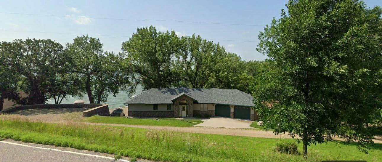 79317 355th Street Property Photo 5