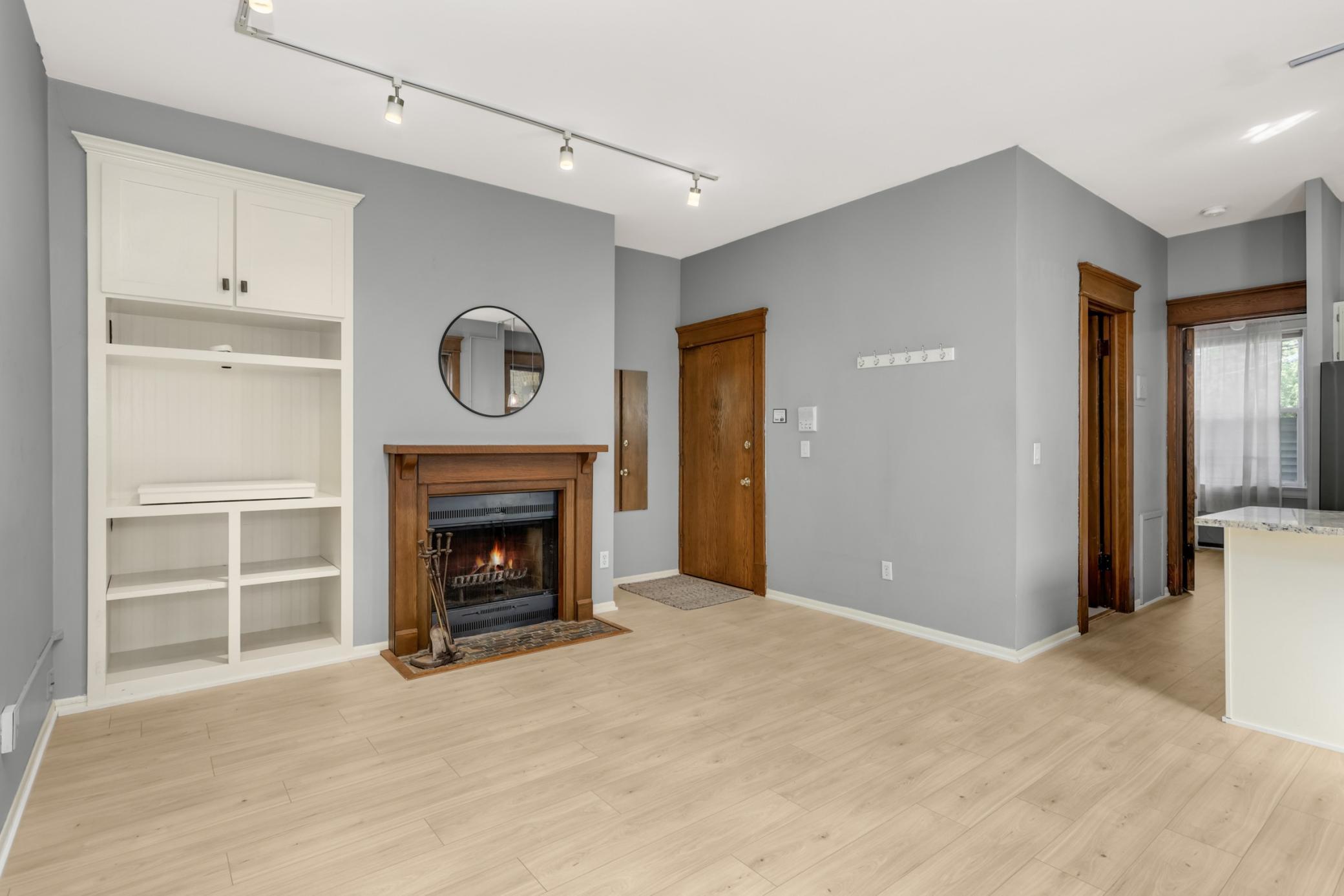 635 Grand Avenue 4 Property Photo 4