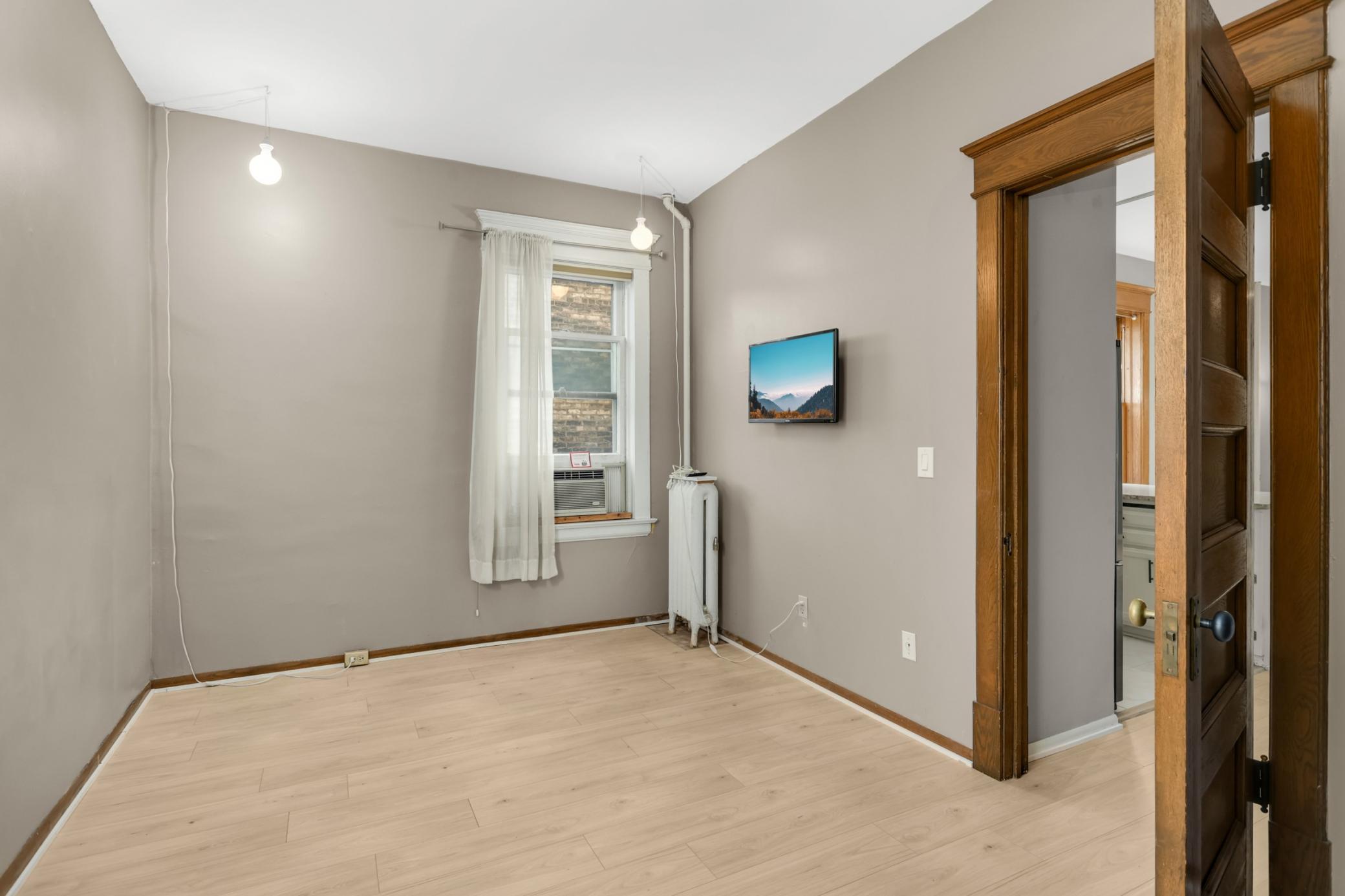 635 Grand Avenue 4 Property Photo 12