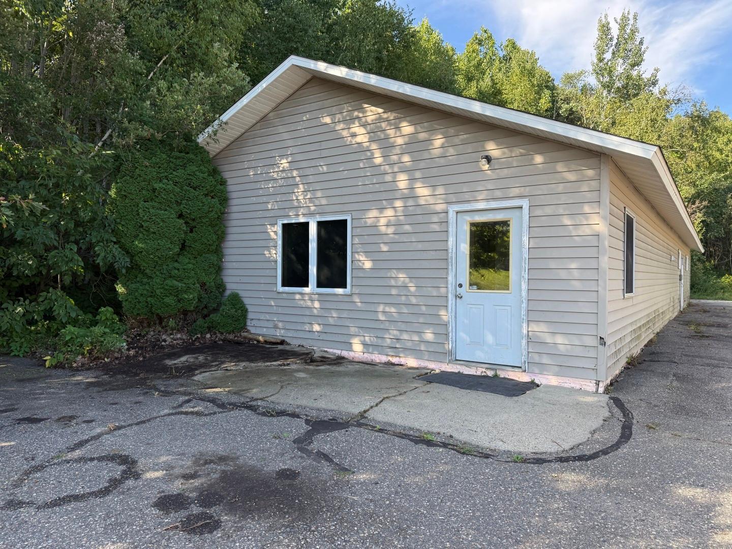 8525 State 371 Nw Property Photo 5