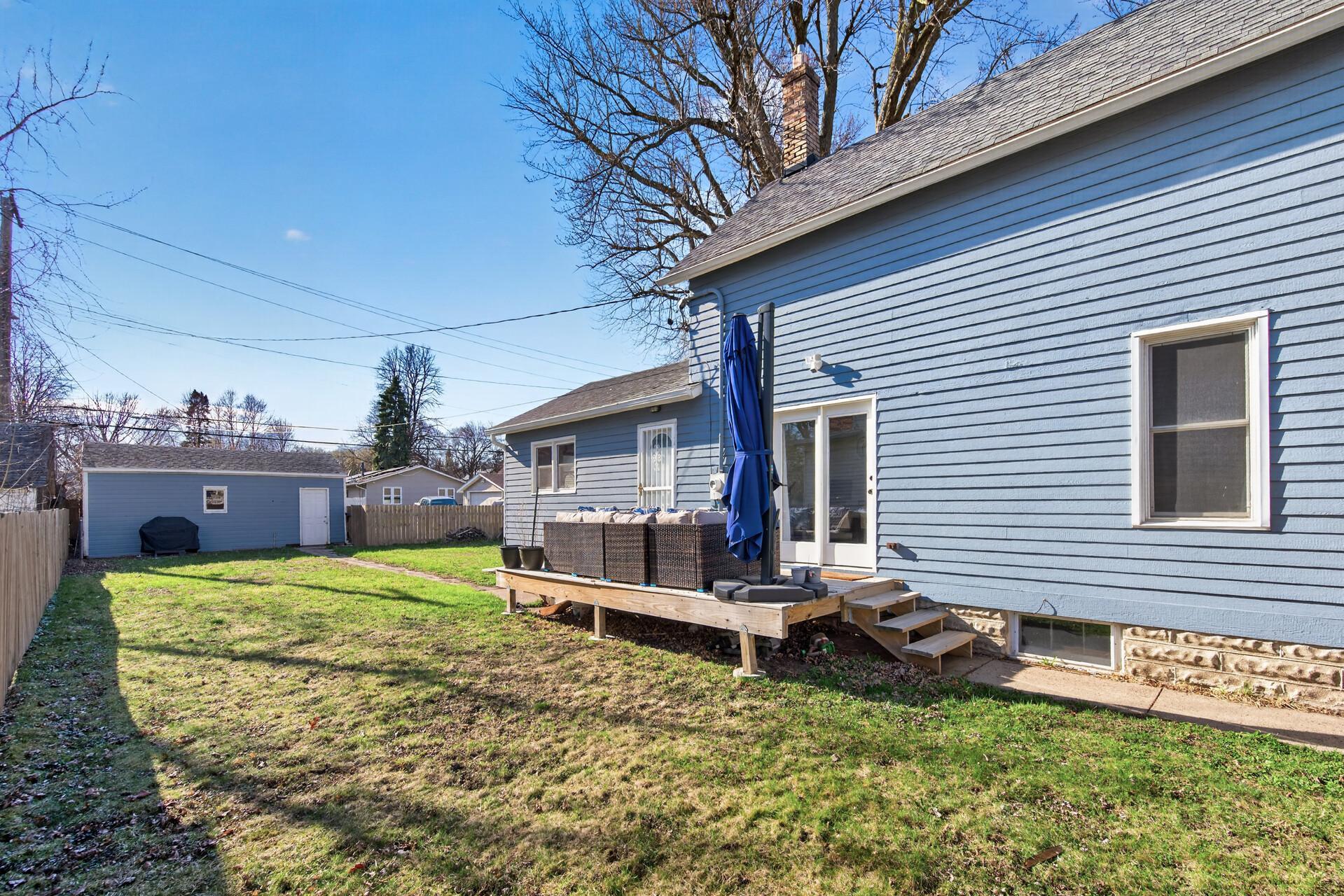 3439 Penn Avenue N Property Photo 21