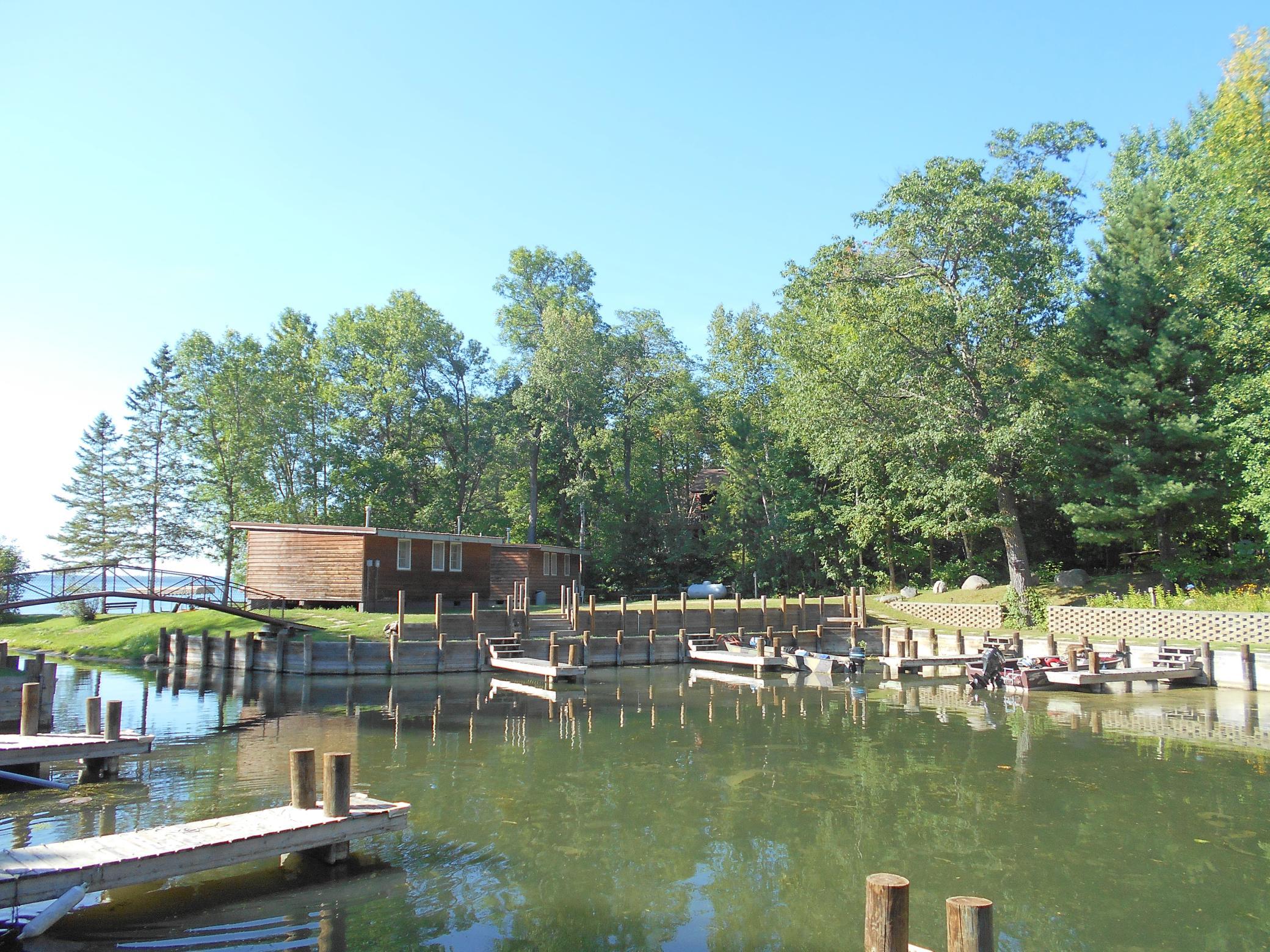 7056210 Property Photo 15
