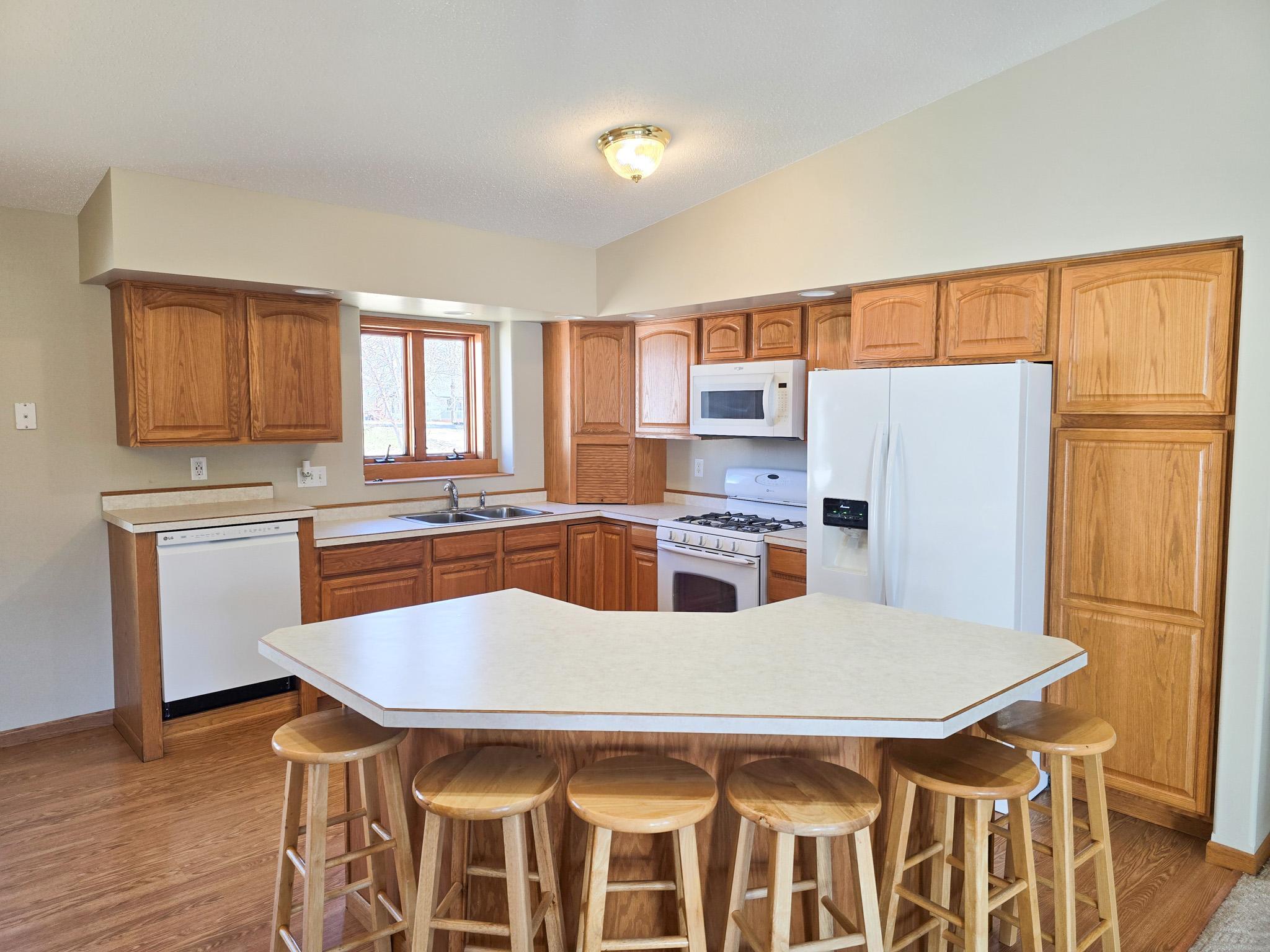 105 Park View Drive Property Photo 4