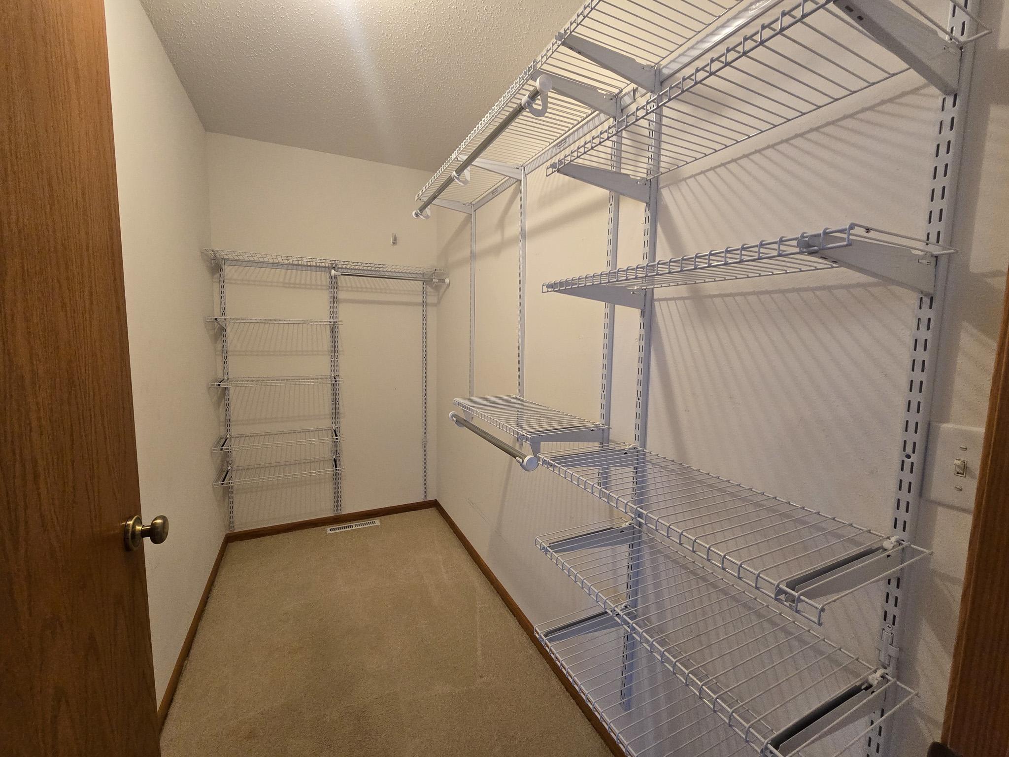 105 Park View Drive Property Photo 14