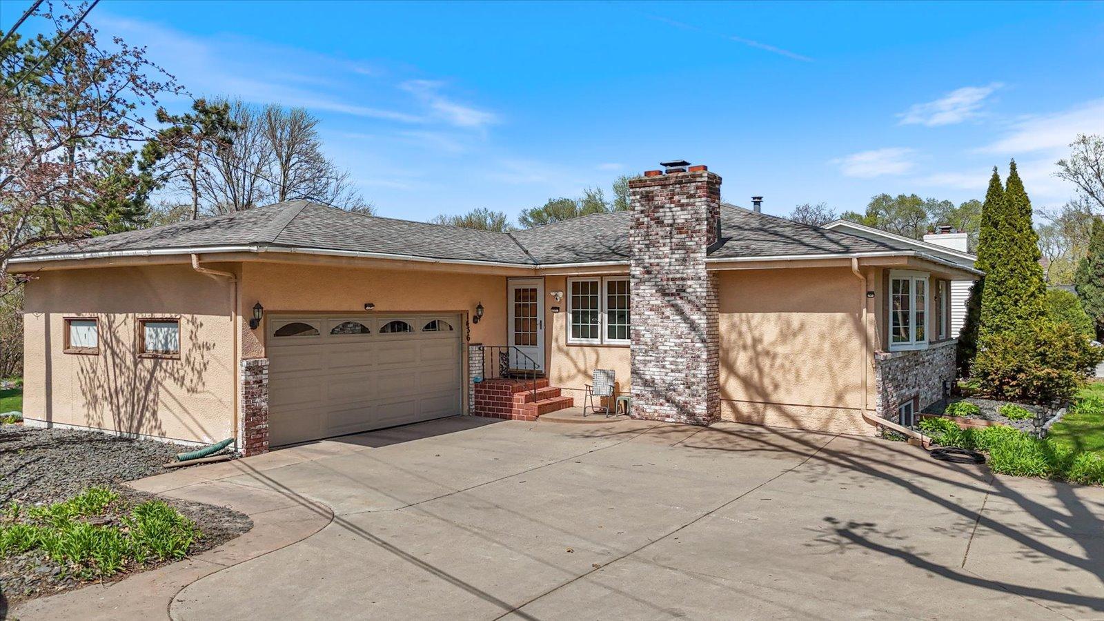 1436 E Old Shakopee Road Property Photo 4