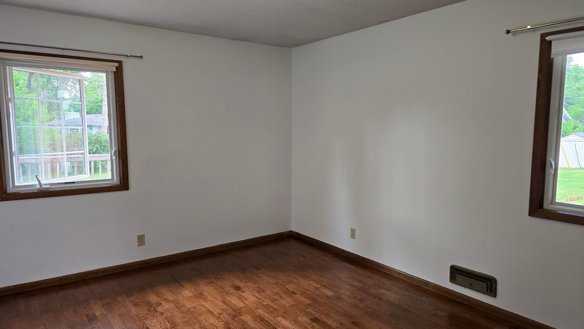 1436 E Old Shakopee Road Property Photo 14