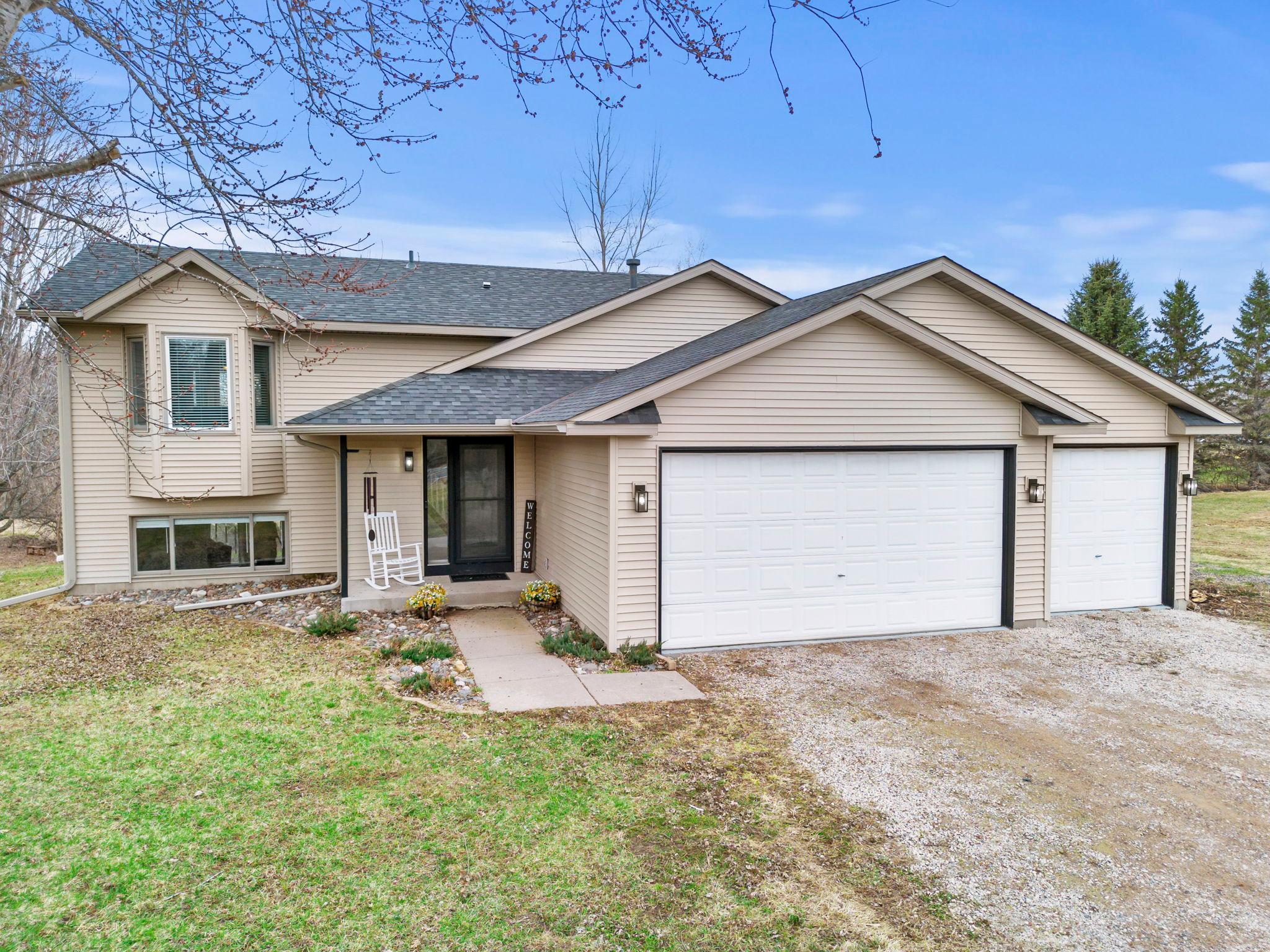 46645 Acacia Trail Property Photo 1