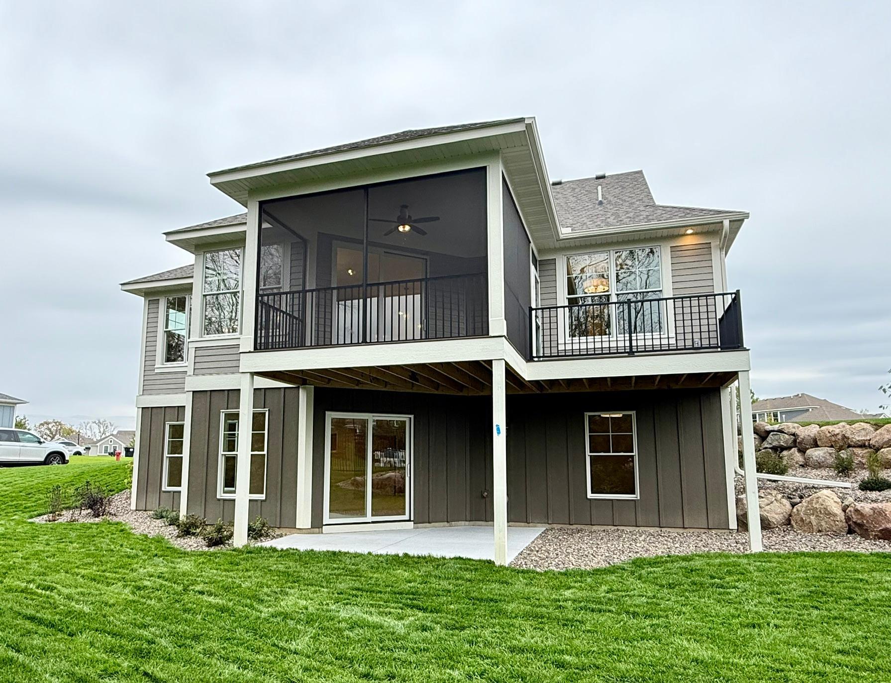 4636 Fable Road N Property Photo 3