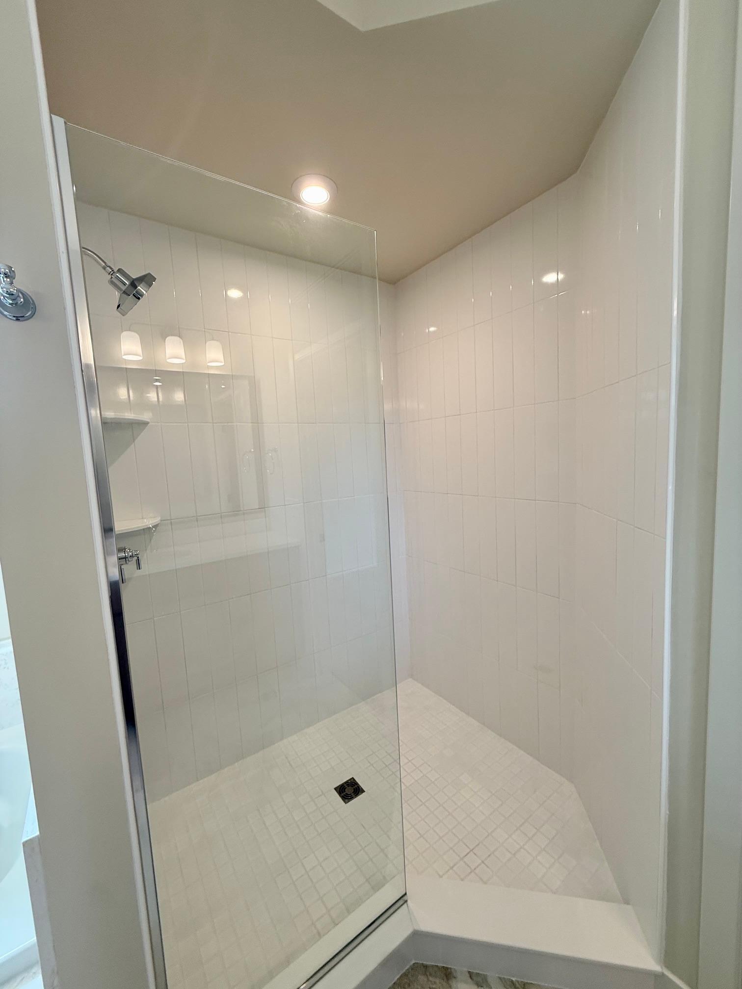 4636 Fable Road N Property Photo 16